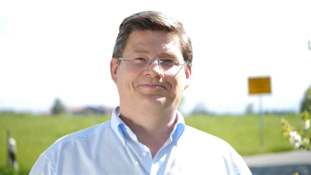 portraet von florian lechner